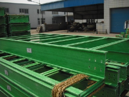 梯級(jí)式玻璃鋼橋架 